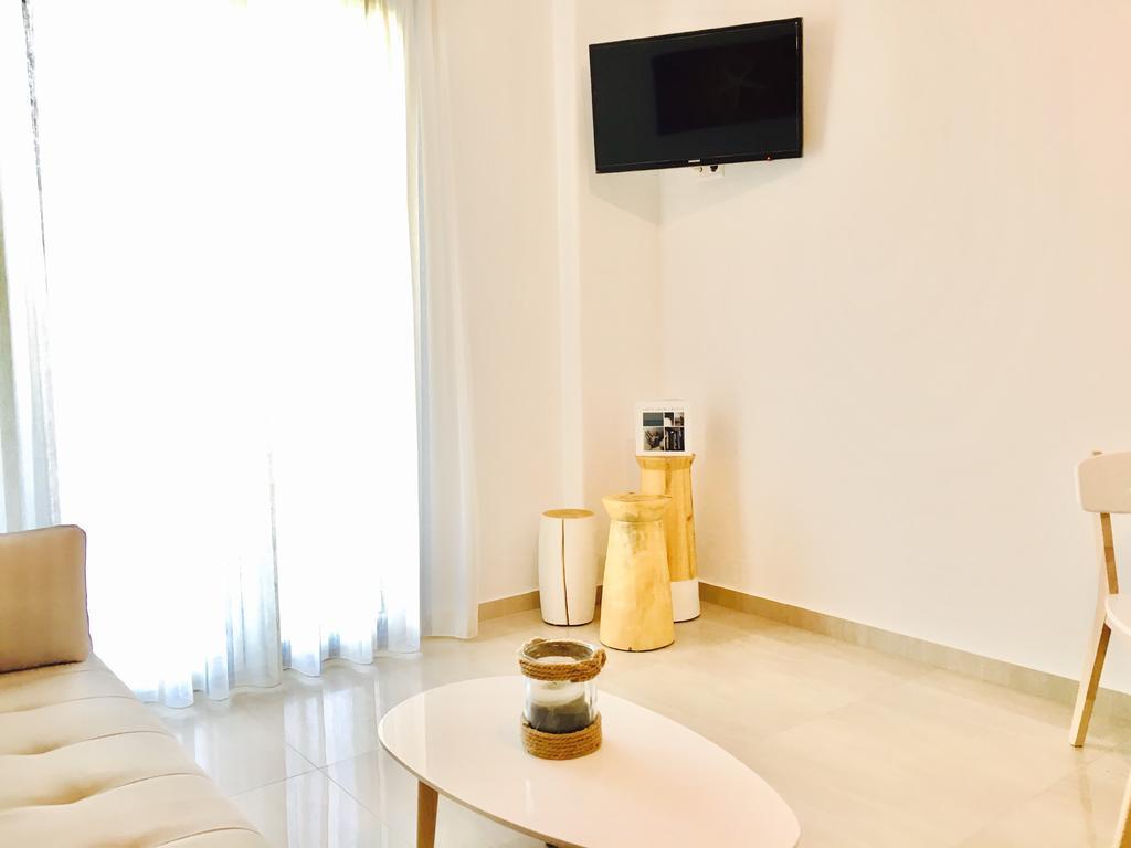 Mykonos Town Eleftheria Luxury Suites מראה חיצוני תמונה